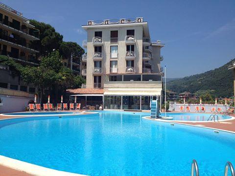 Hotel Paco Pietra Ligure Exterior photo